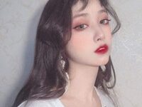 稍微带点霸气的温柔女生微信头像-爱微控