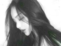 超级拽的小姐姐头像-爱微控
